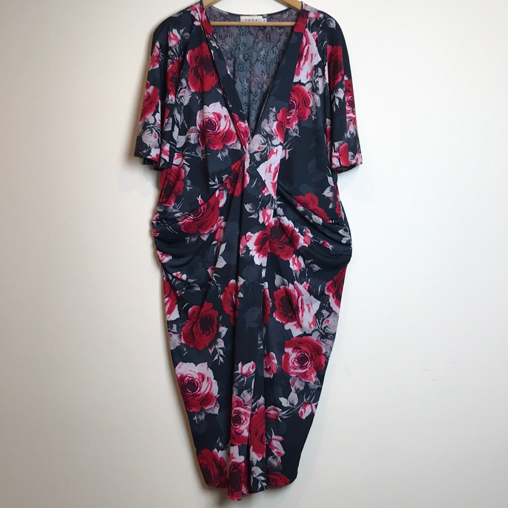 Plus Size Yona New York Floral Dress Size 1X/16-18